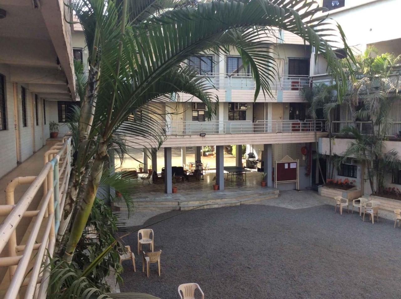 Hotel Royale Heritage Nashik Exterior foto